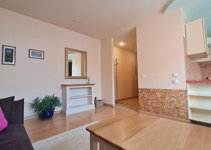 Rehouse, Vilniaus 45